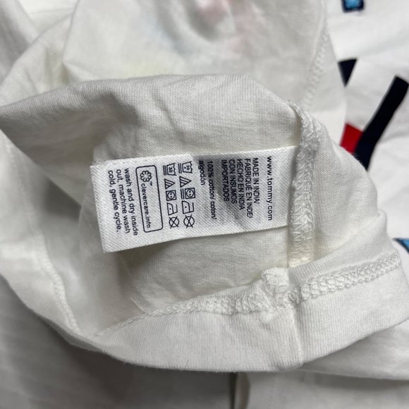 Tommy Hilfiger Girls Sz M (8 ) t shirt White with Colorful Words - Picture 5 of 5